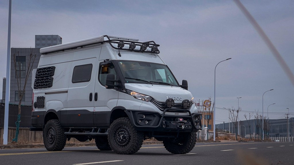 1739840921653008.jpg 03.jpg