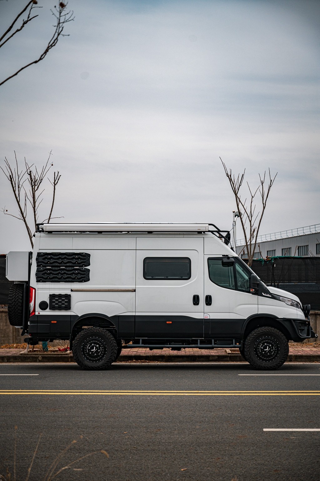 1739840943393951.jpg 05.jpg