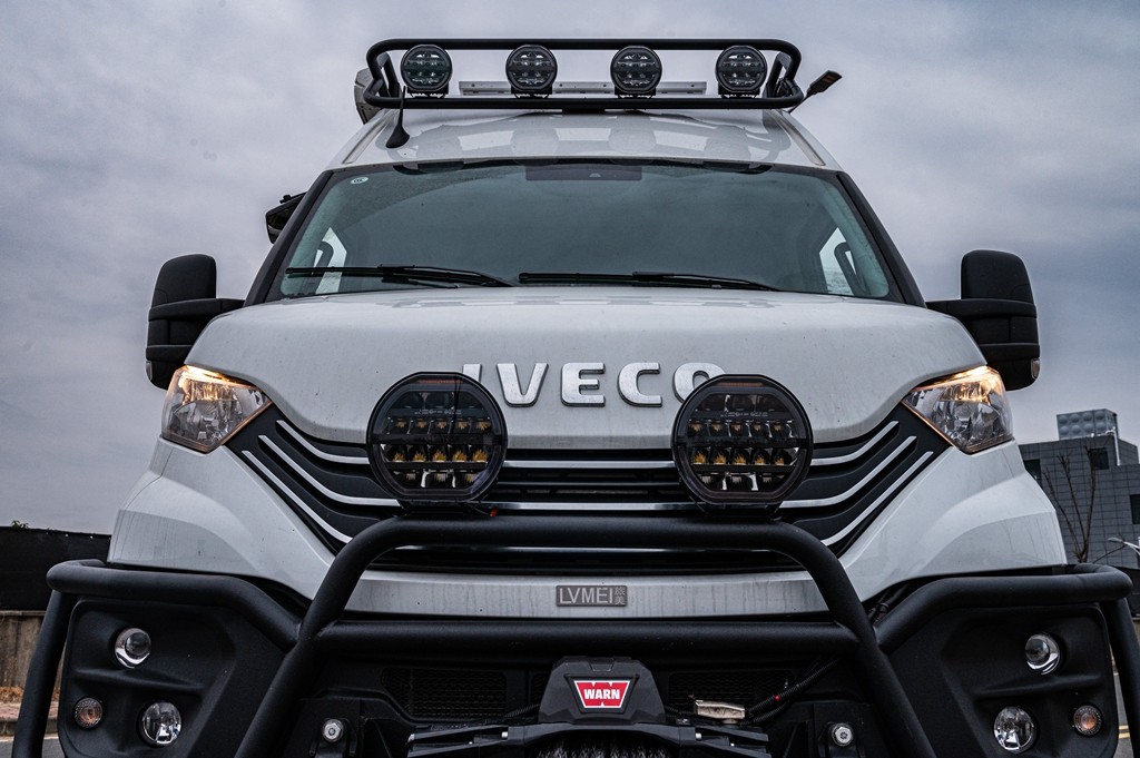 1740467196141738.jpg 01.jpg