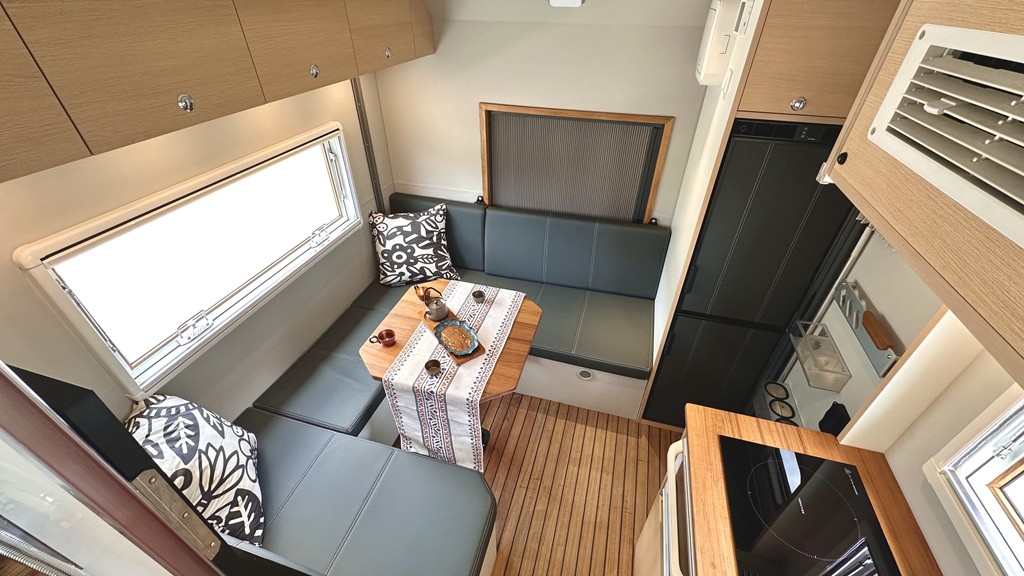 1753081819343321.jpg 08.jpg