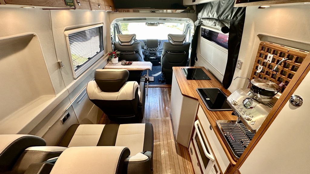 1753328234454095.jpg 011.jpg