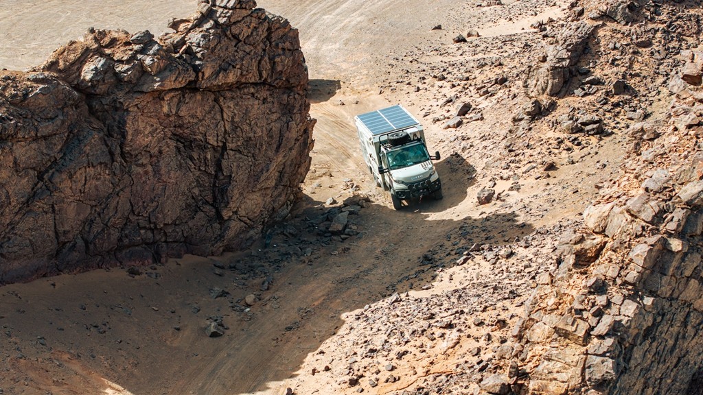 1755157668844381.jpg 18.jpg